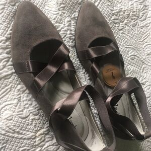 9M Jambu grey shoes NWT no box